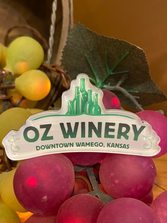 Oz Winery Magnet